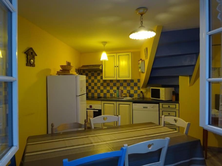 Maison Individuelle Au Centre Du Village 6/8 Pers. コテレ エクステリア 写真